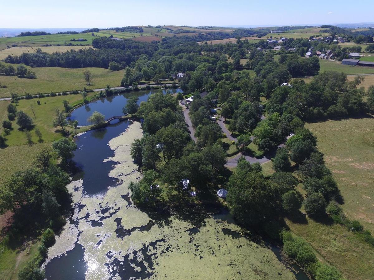 Camping Etang Du Camp Senergues Eksteriør bilde